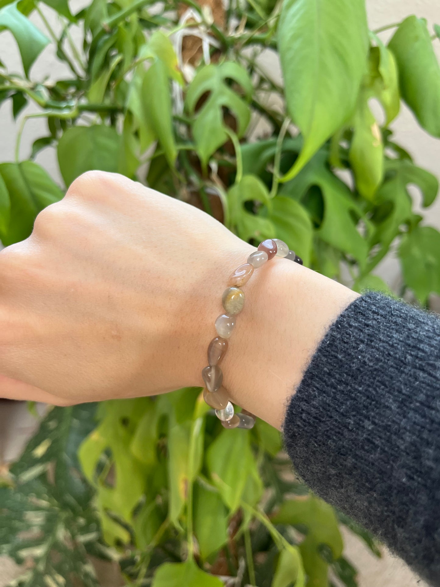 Mondstein Nugget Armband – Edelstein Armband für Intuition & Weiblichkeit