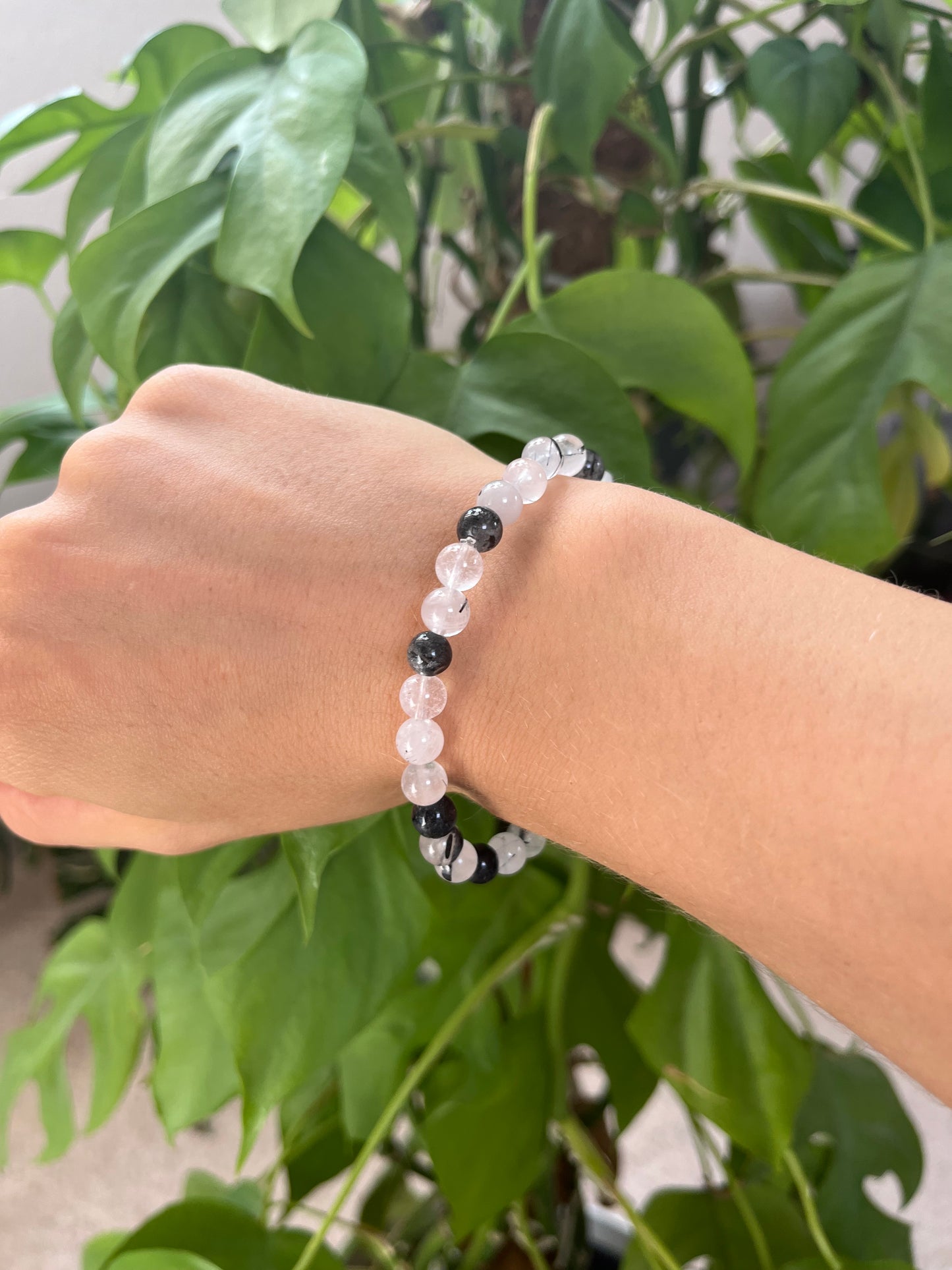 Turmalin in Quarz Kugelarmband – wahlweise 6 mm oder 8 mm Edelstein Schmuck