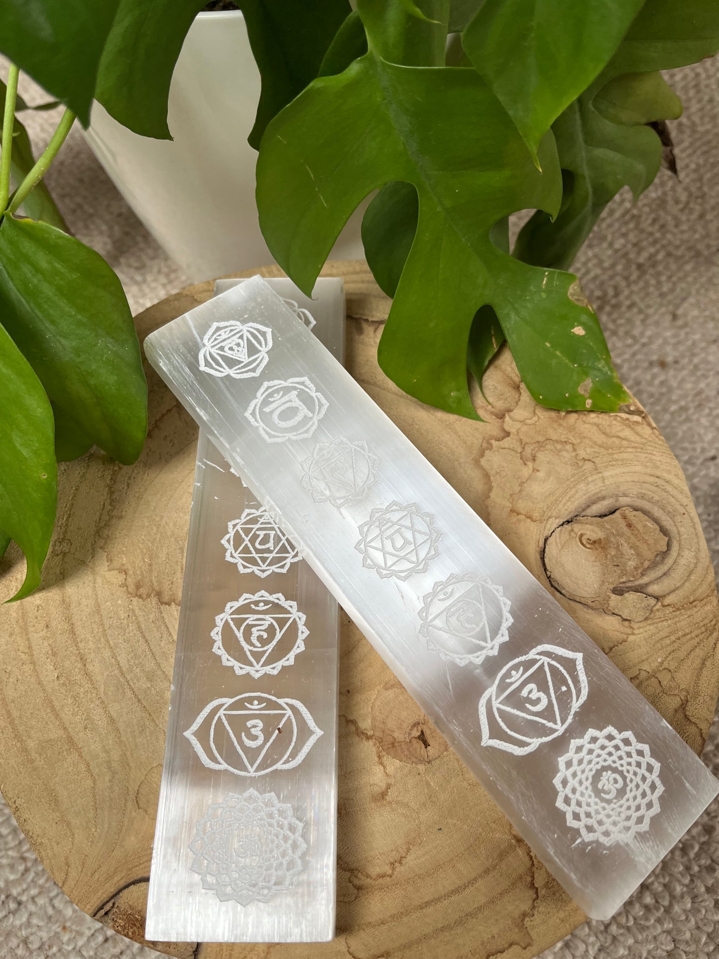 Selenit Chakra Ladeplatte
