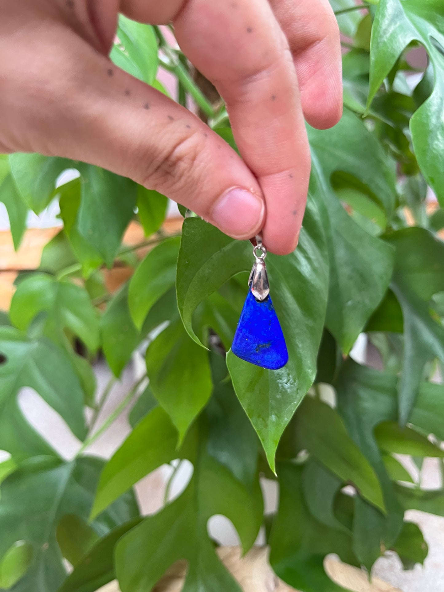 Lapislazuli Anhänger mit Silber Öse