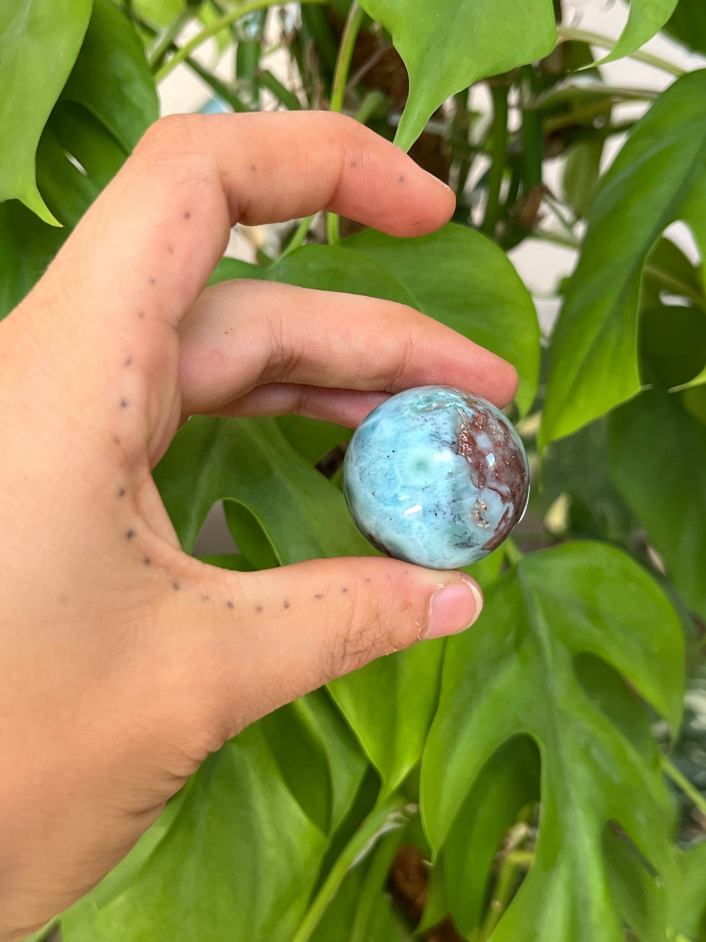 Larimar Kugel 3,1 cm – Edelstein für Gelassenheit & Harmonie