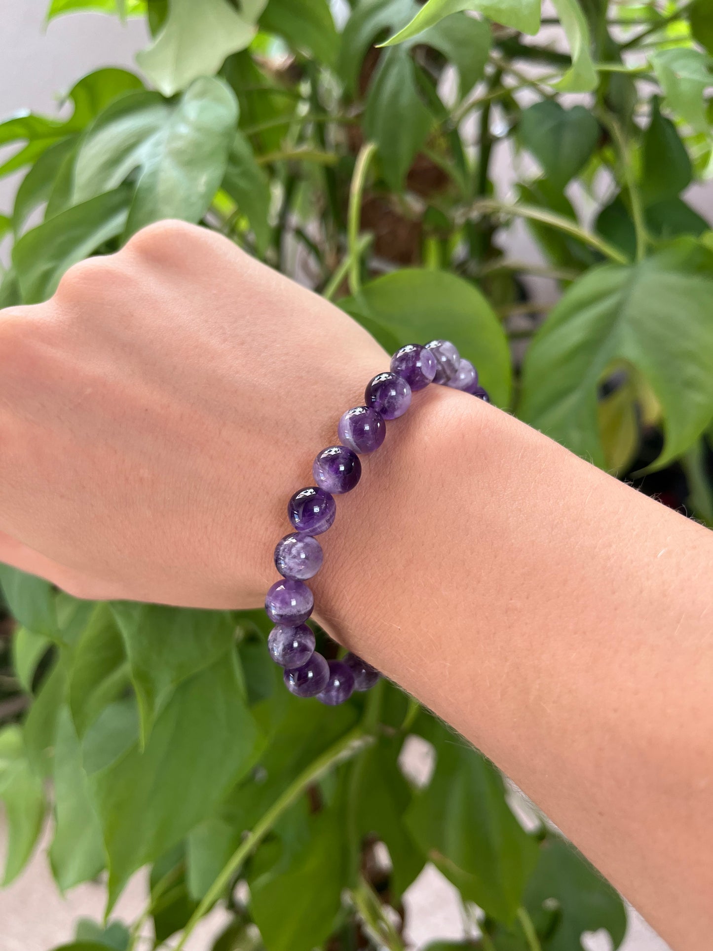 Amethyst Kugelarmband – wahlweise 6 mm oder 8 mm Edelstein Schmuck für Ruhe & Intuition