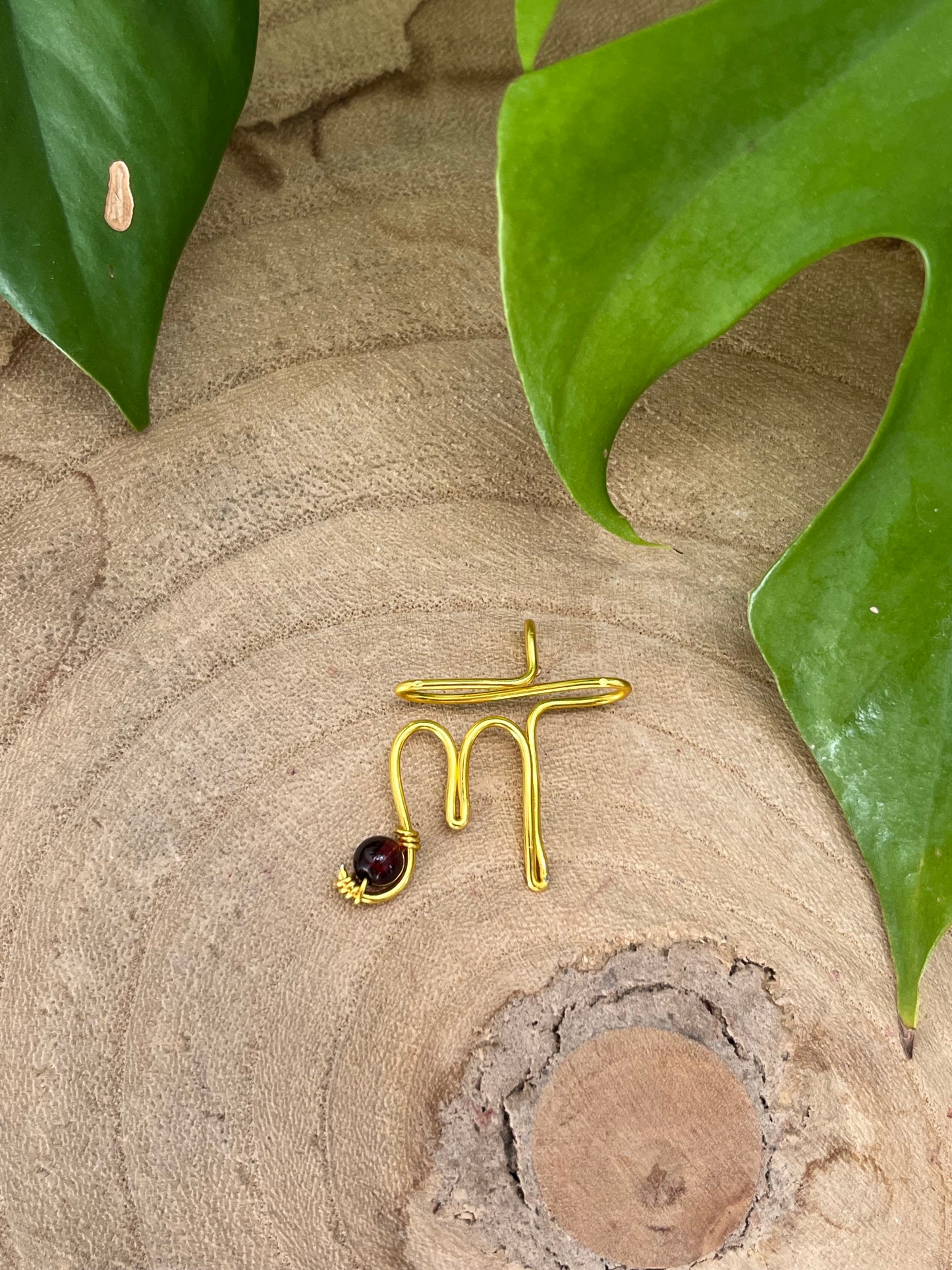Wurzelchakra Kette – Anhänger in 925 Silber oder goldfarbenem Draht