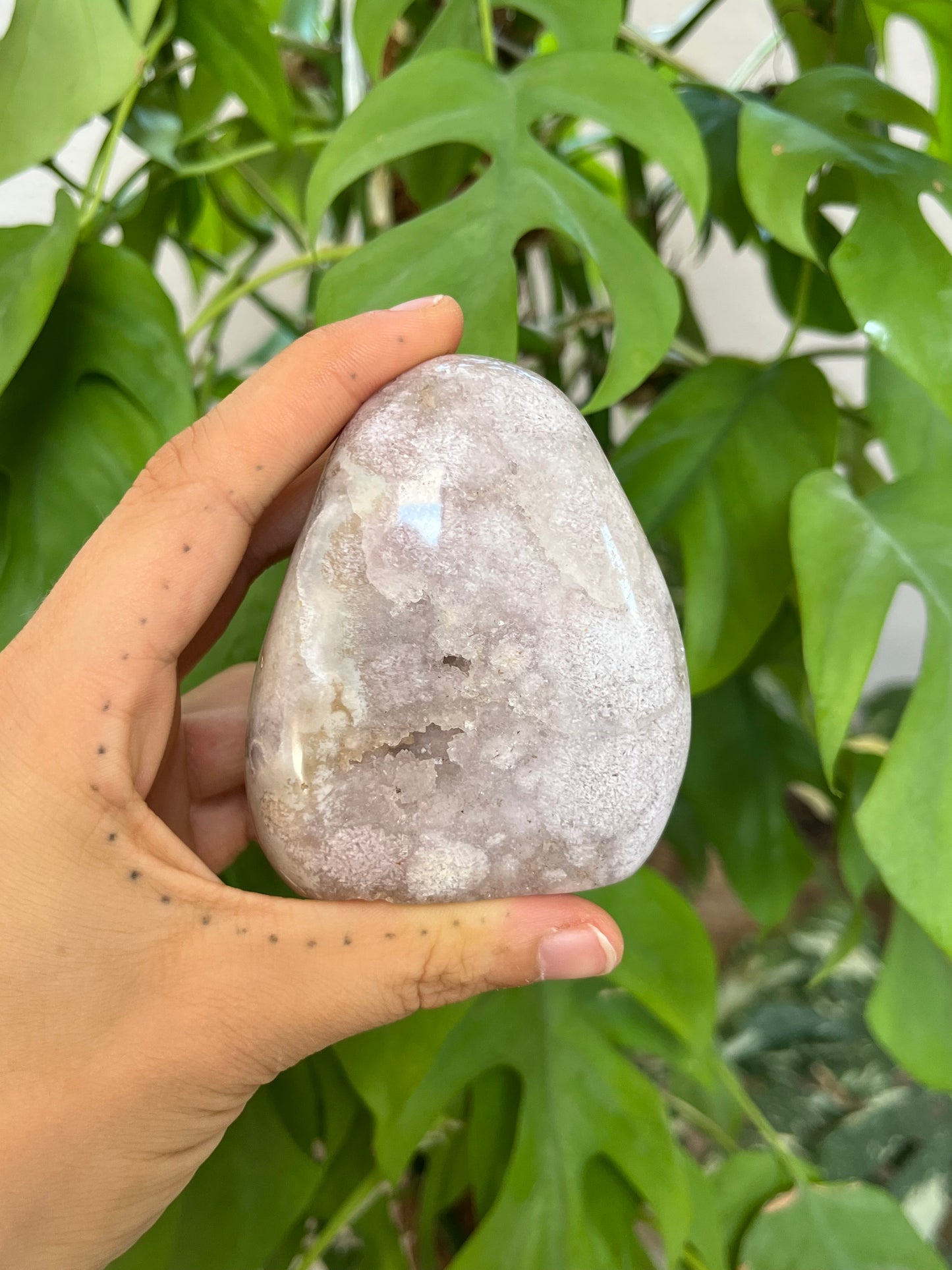 Pink Amethyst Freiform S aus Madagaskar – Edelstein für Selbstliebe & innere Ruhe