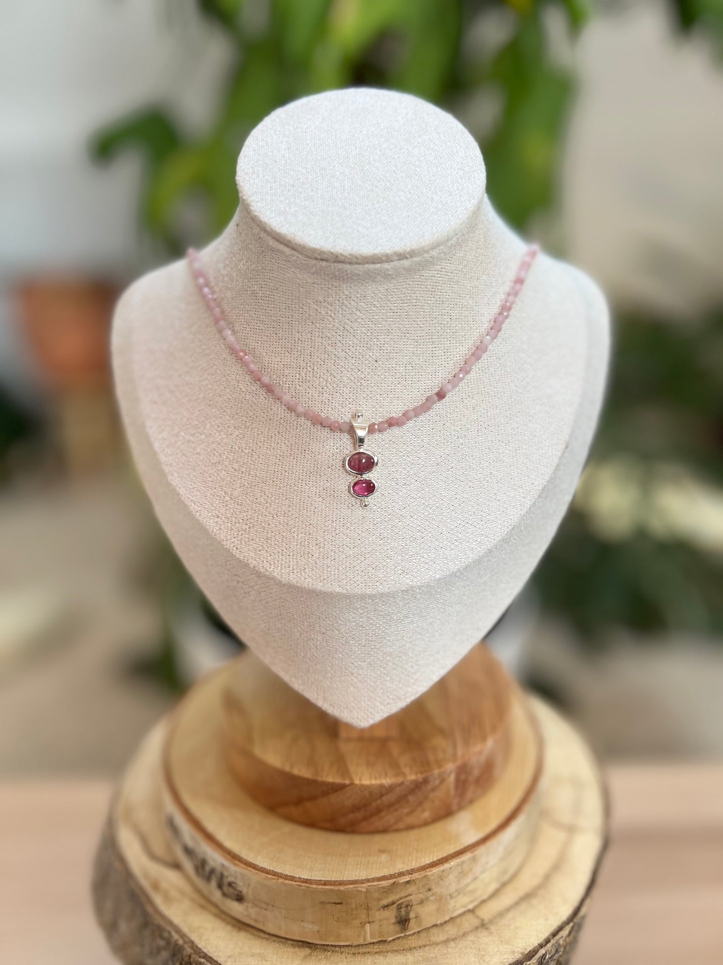 Pinker Opal Collier facettiert – Edelstein Kette für Selbstliebe & Sanftheit