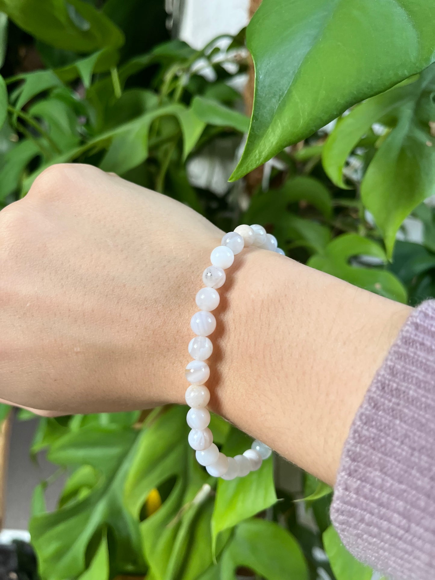 Weißer Achat Armband 6 mm – Ruhe & Ausgleich