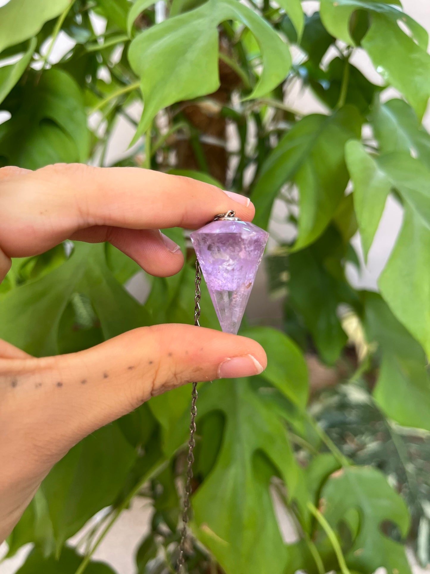 Amethyst Pendel – Edelstein für Intuition & Spiritualität