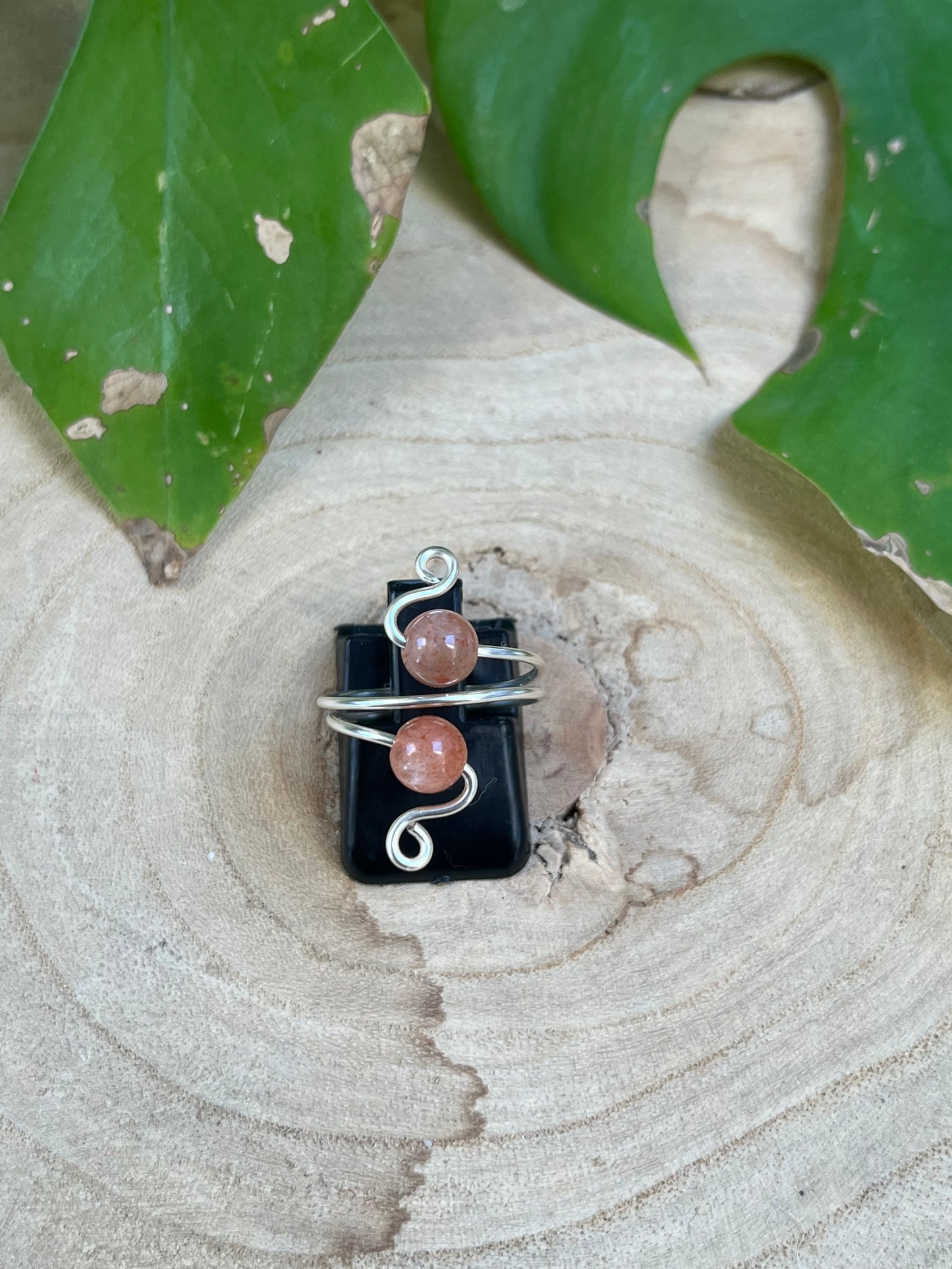 Sonnenstein Ring – handgefertigt & verstellbar