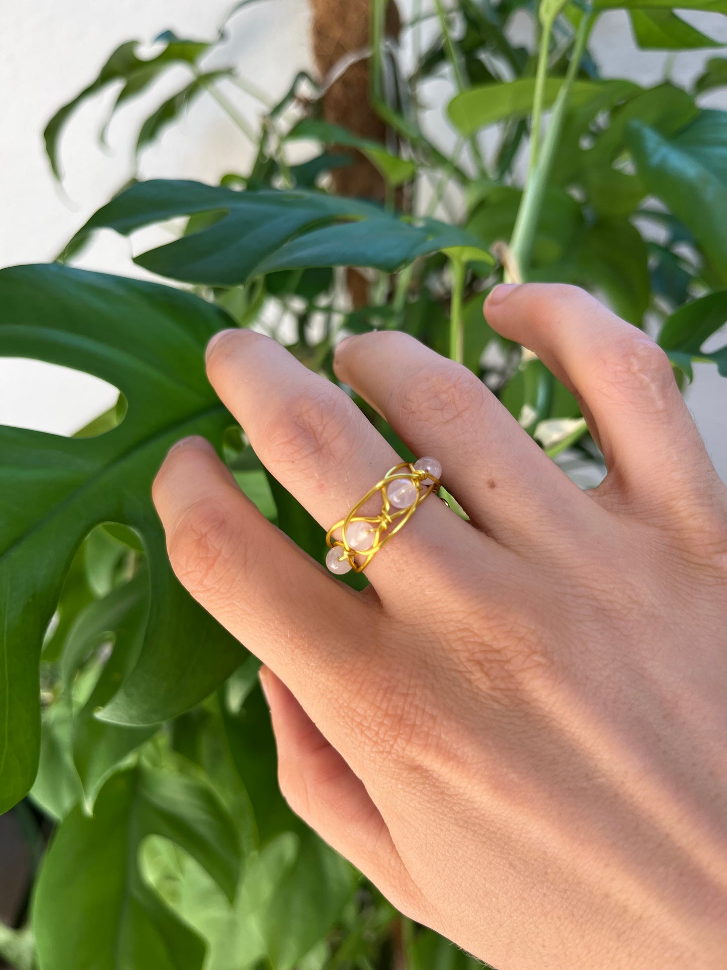 Herzchakra Ring – Rosenquarz in 925 Silber oder goldfarbenem Draht