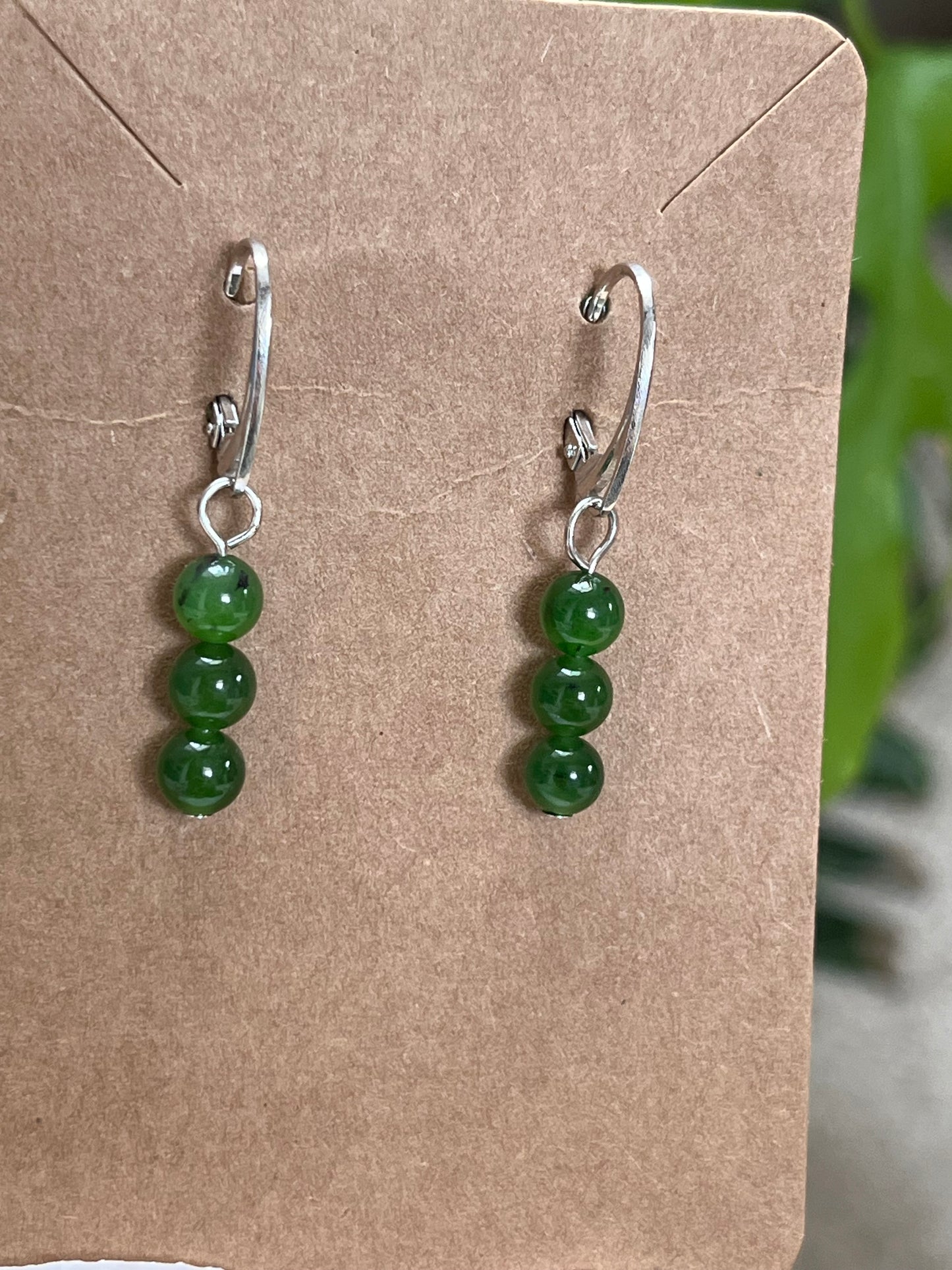 Nephrit Kugel Ohrringe 925 Silber – Grüner Jade Schmuck