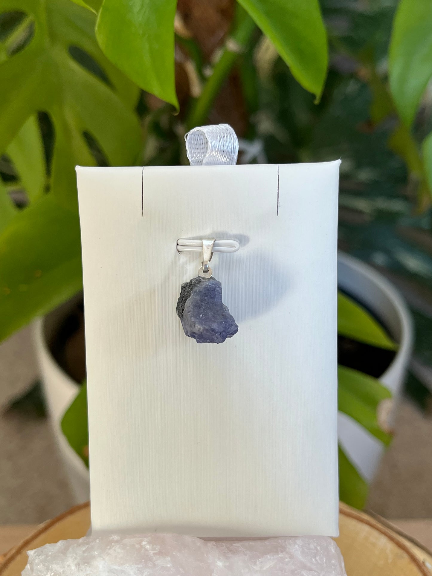 Tansanit Roh Kettenanhänger – 925 Sterling Silber Öse