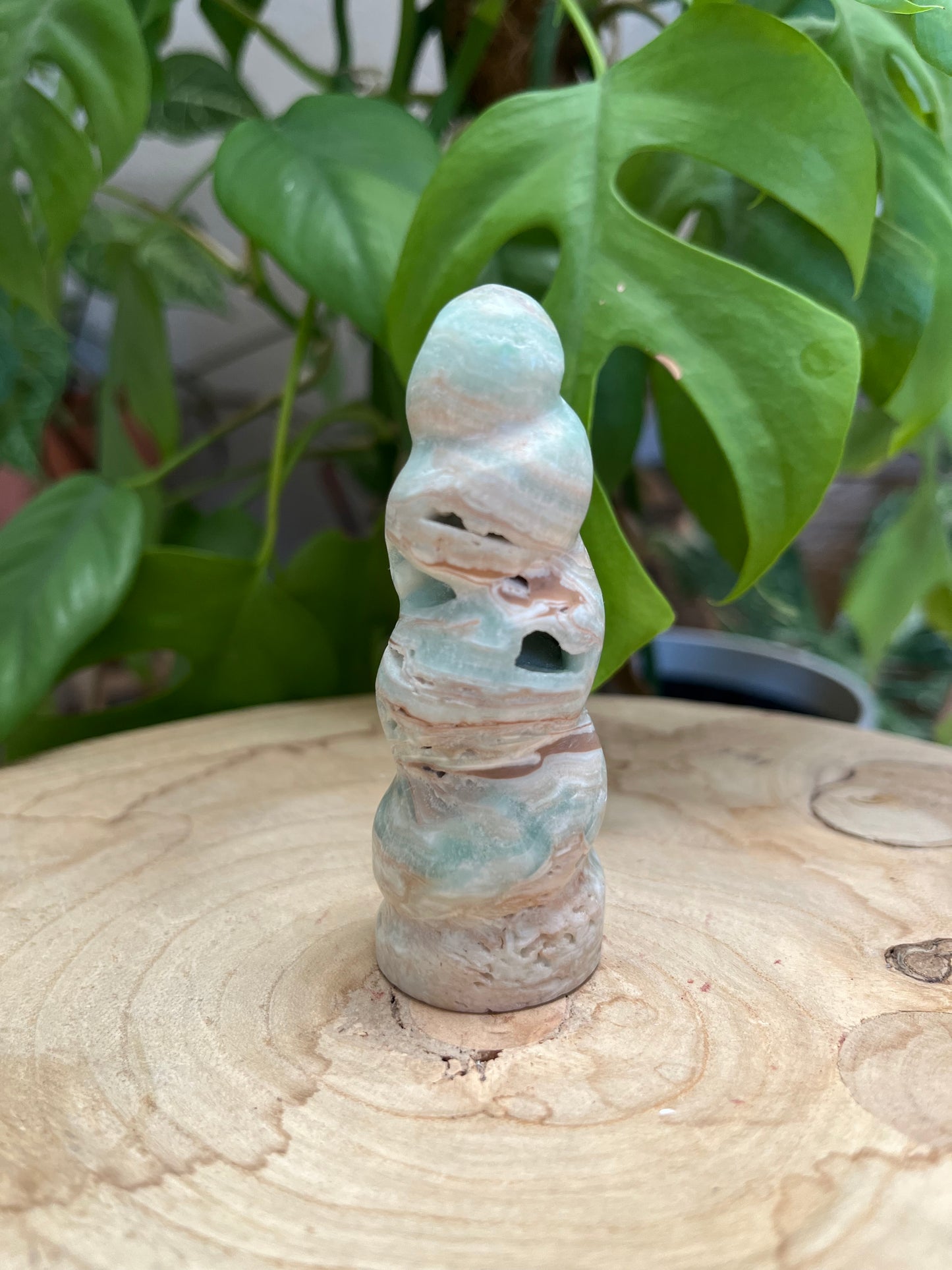 Blauer Aragonit Spiralen-Turm – Herzöffnung & harmonischer Energiefluss