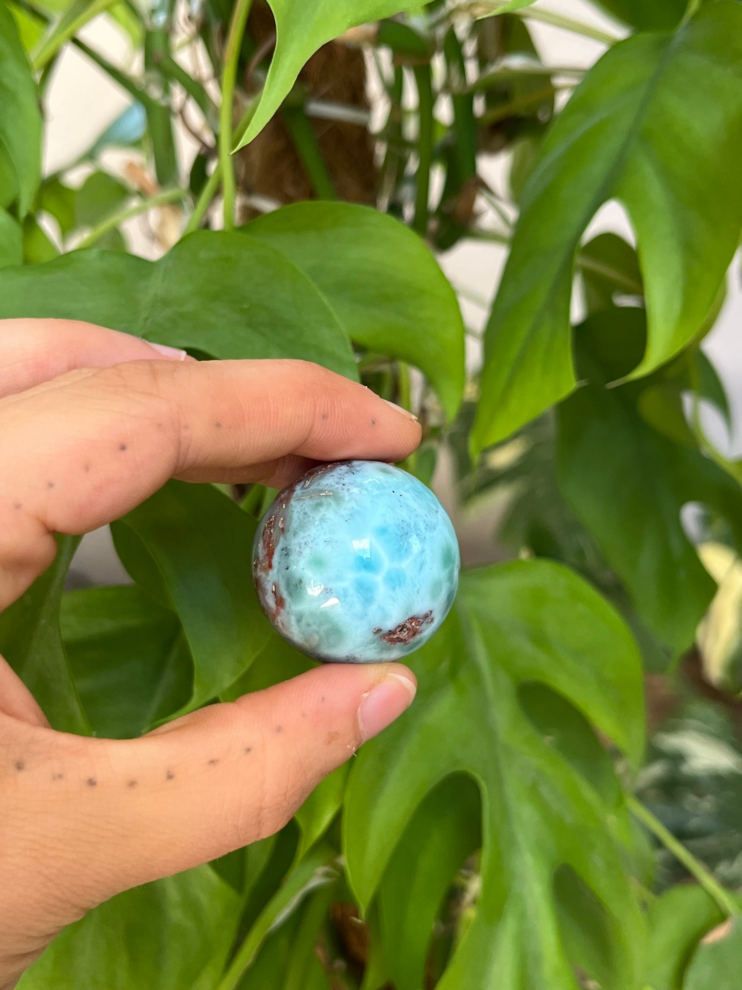 Larimar Kugel 3,1 cm – Edelstein für Gelassenheit & Harmonie