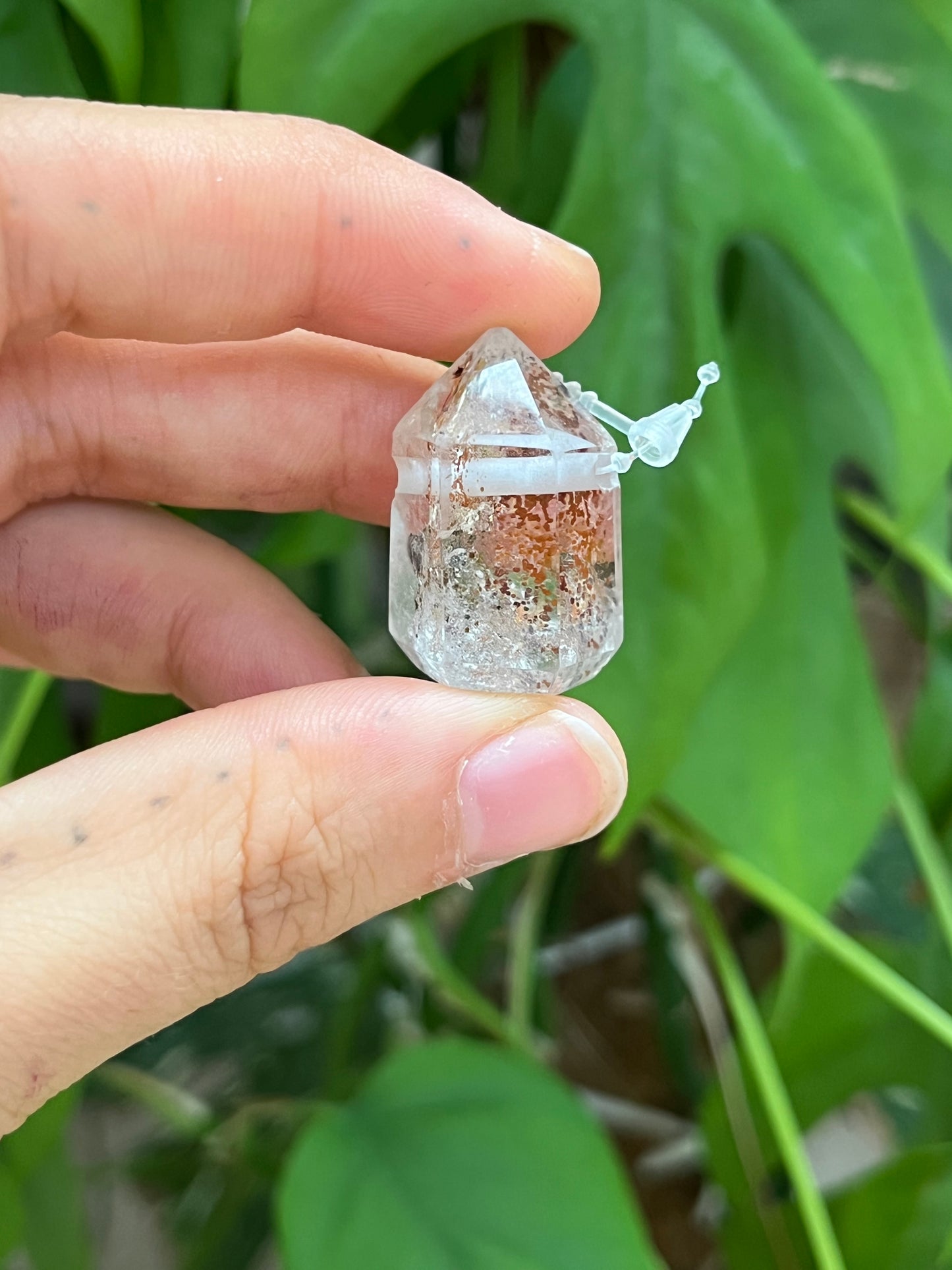 Gartenquarz Spitze gebohrt (2,5 cm) – Inklusenquarz für Klarheit & Visionen