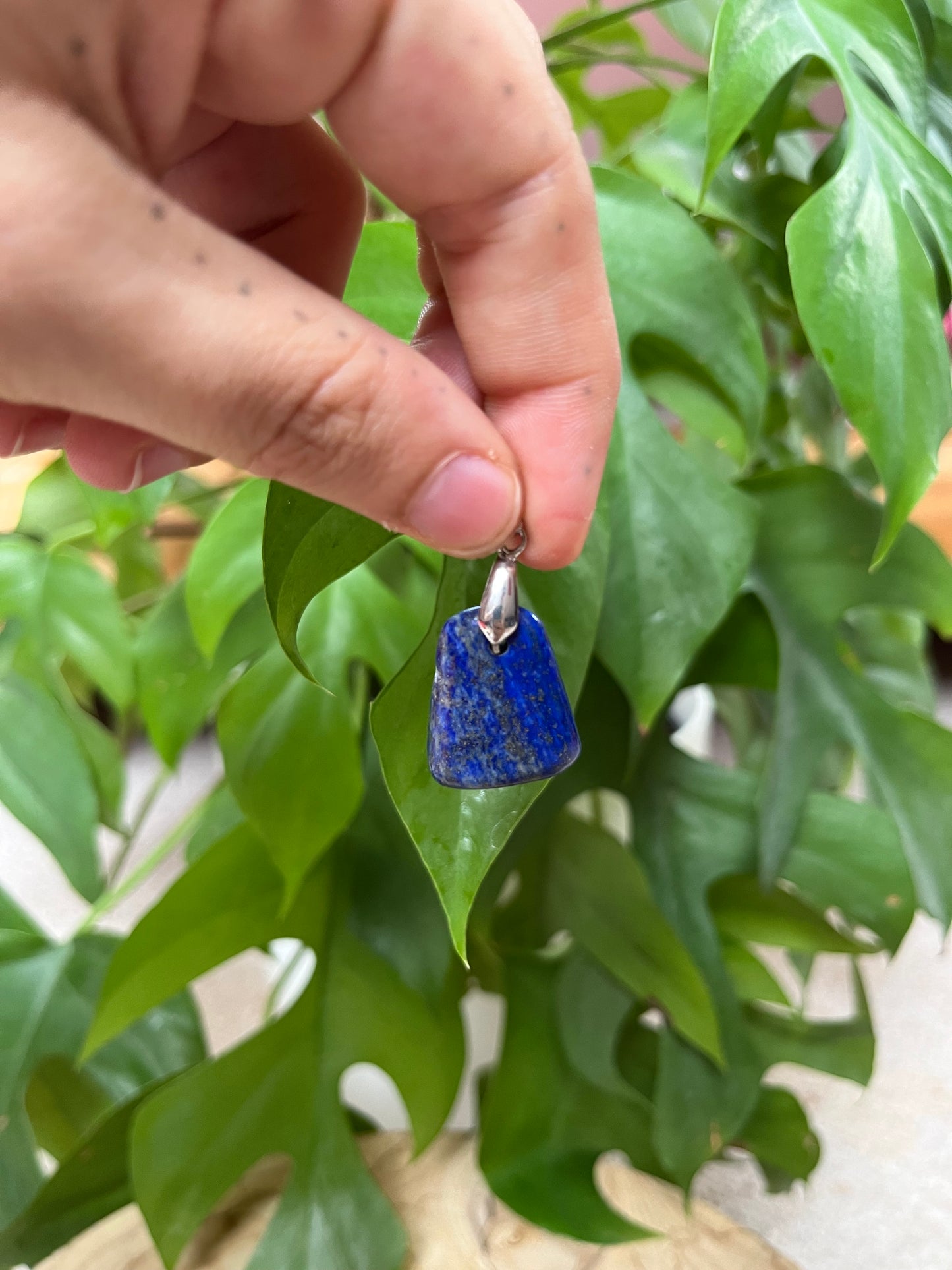 Lapislazuli Anhänger mit Silber Öse