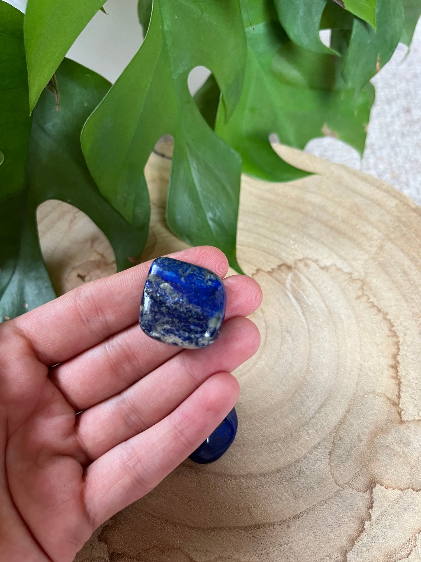 Lapislazuli Trommelstein