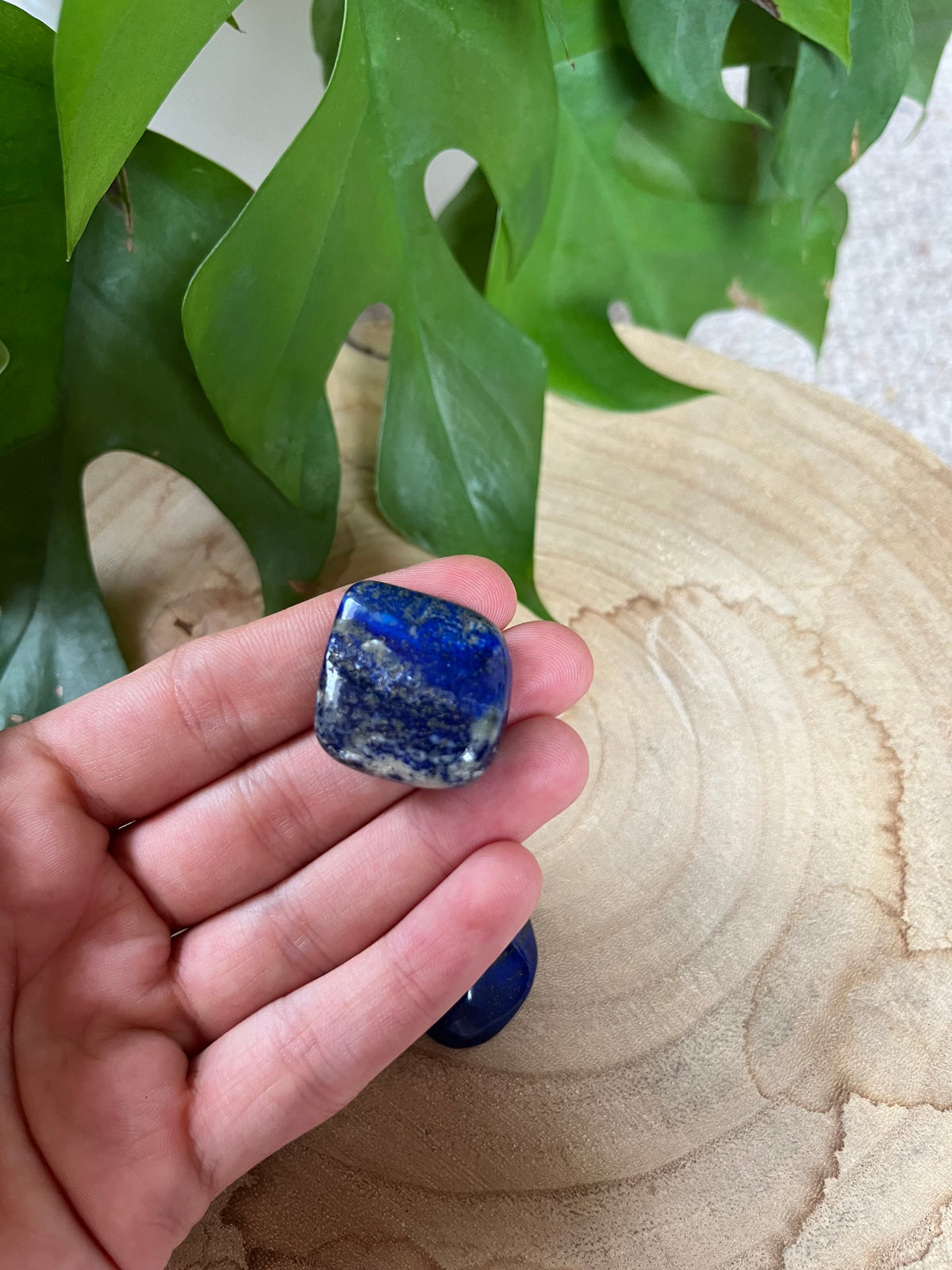 Lapislazuli Trommelstein