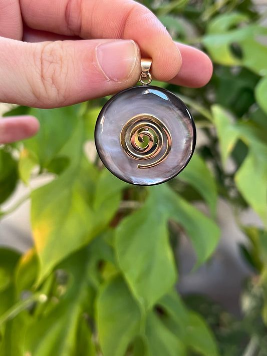 Donut Halter 2 cm – Messing vergoldet | schlicht & elegant