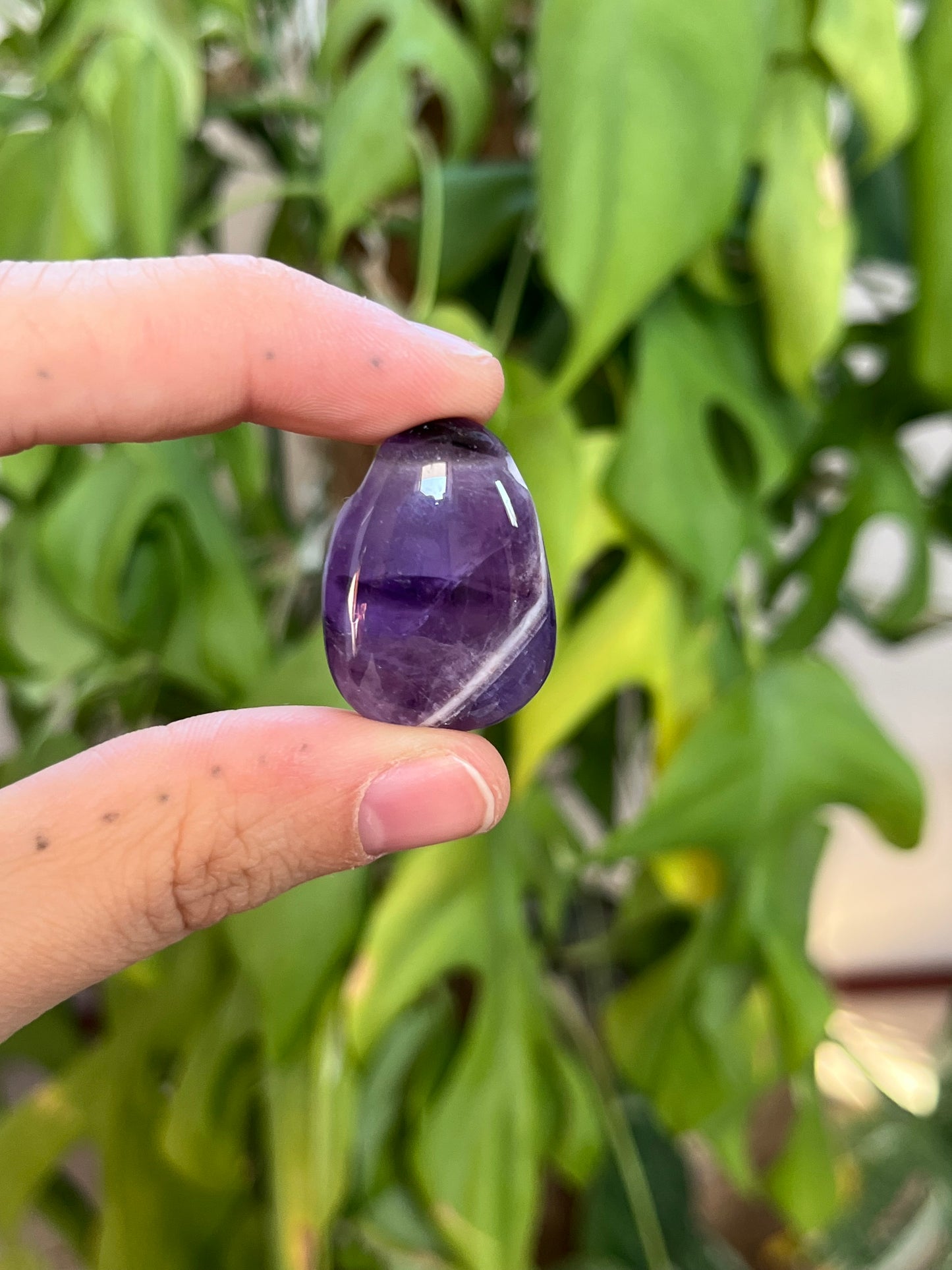 Amethyst Trommelstein gebohrt – Edelstein Anhänger für Ruhe & Klarheit