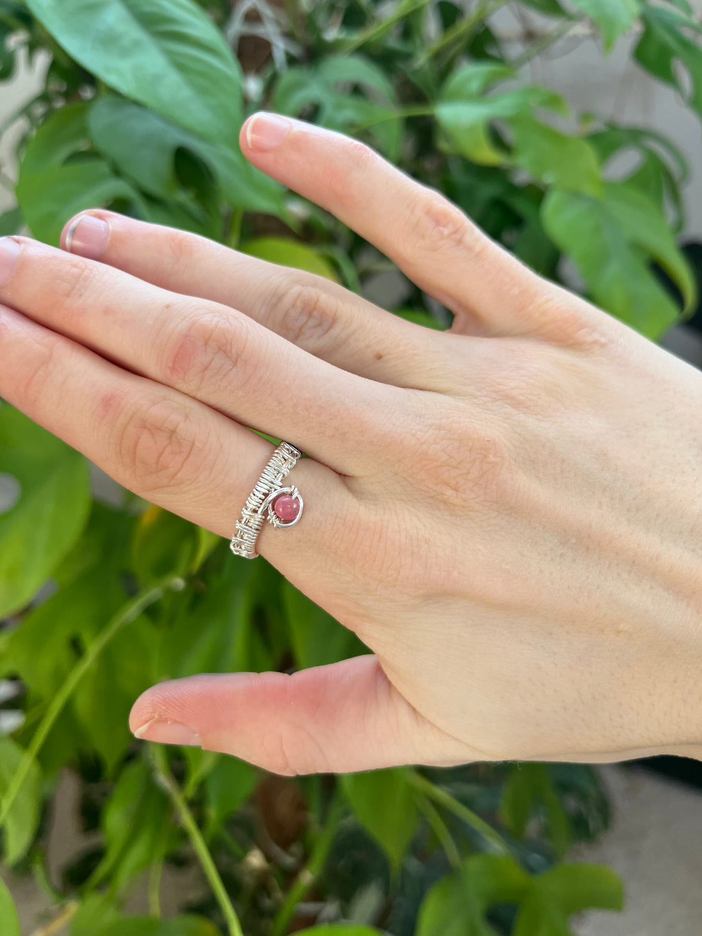Rhodonit Ring verstellbar – handgefertigt | 925 Sterling Silber Draht