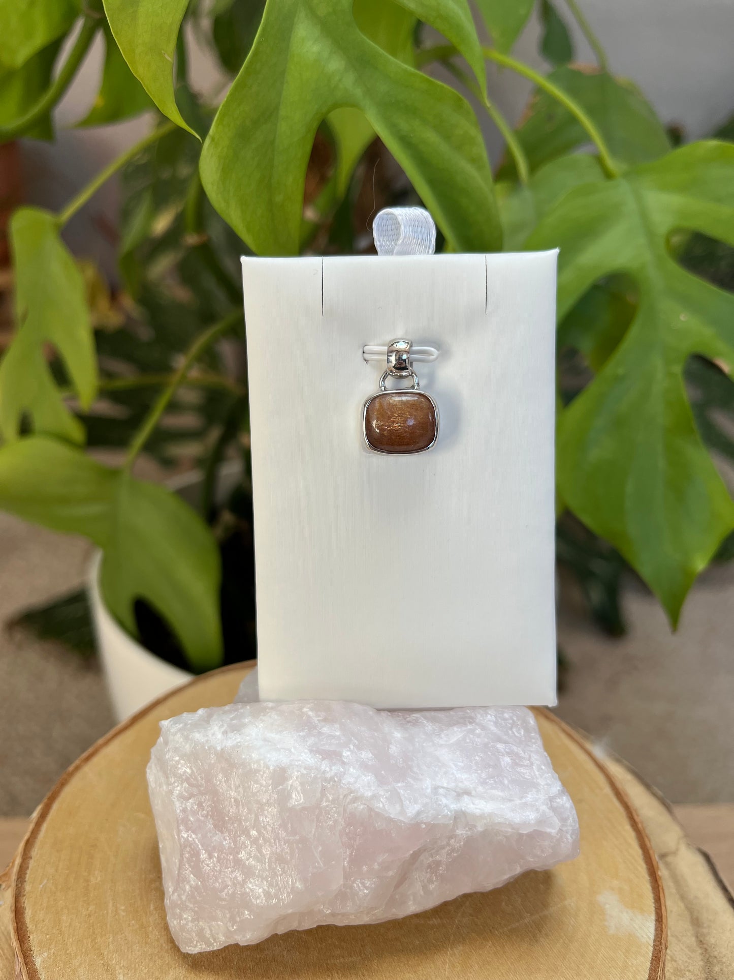 Sonnenstein Anhänger eckig 925 Silber gefasst – Edelstein Schmuck für Lebensfreude & Energie