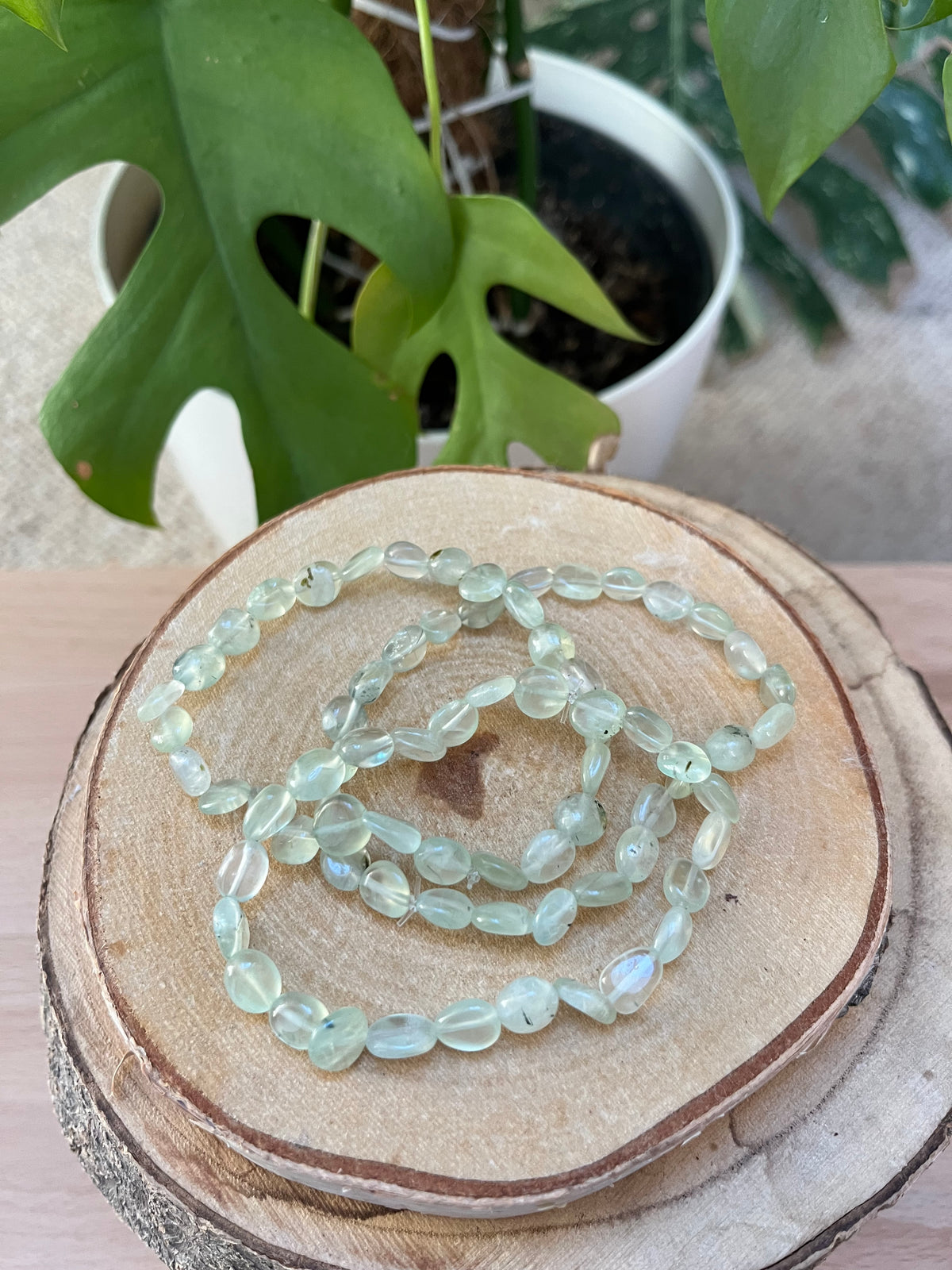 Prehnit Nugget Armband – Ruhe & Klarheit