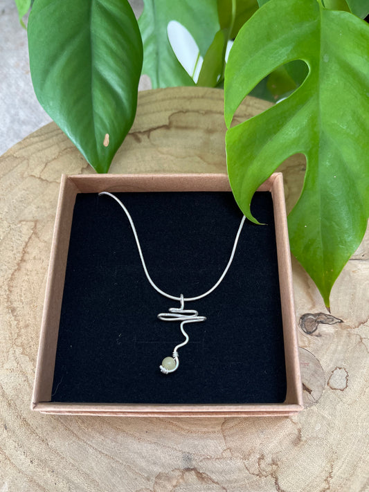 Solarplexus Chakra Kette – Anhänger in 925 Silber oder goldfarbenem Draht