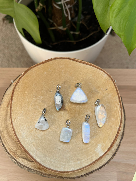 Weißer Labradorit Anhänger 925 Silber Öse – Edelstein Schmuck für Intuition & Schutz