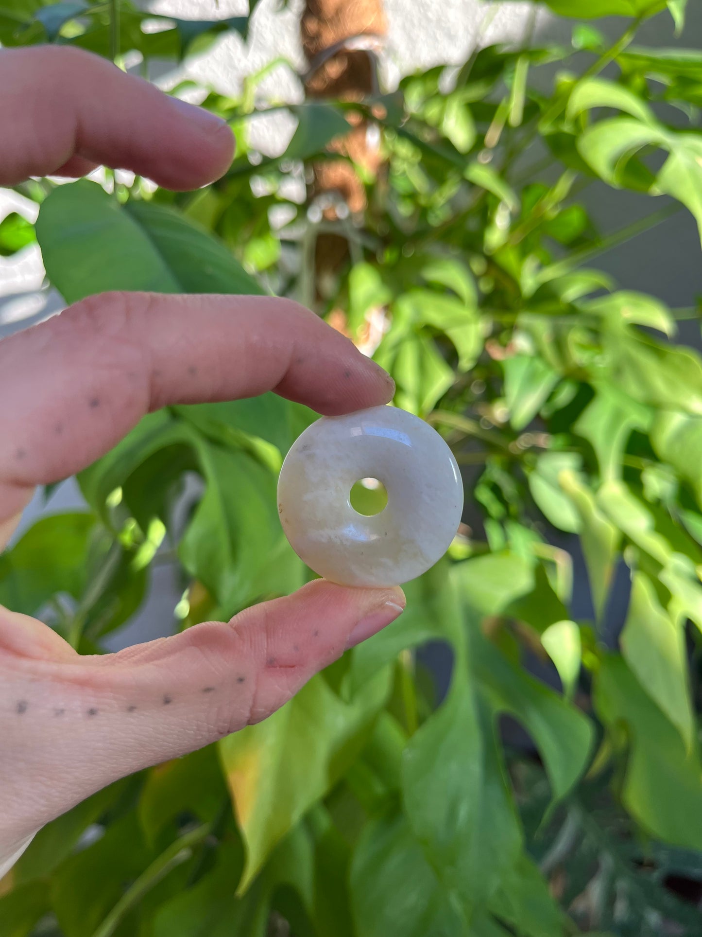 Mondstein Donut 3 cm – Sanftheit & Intuition