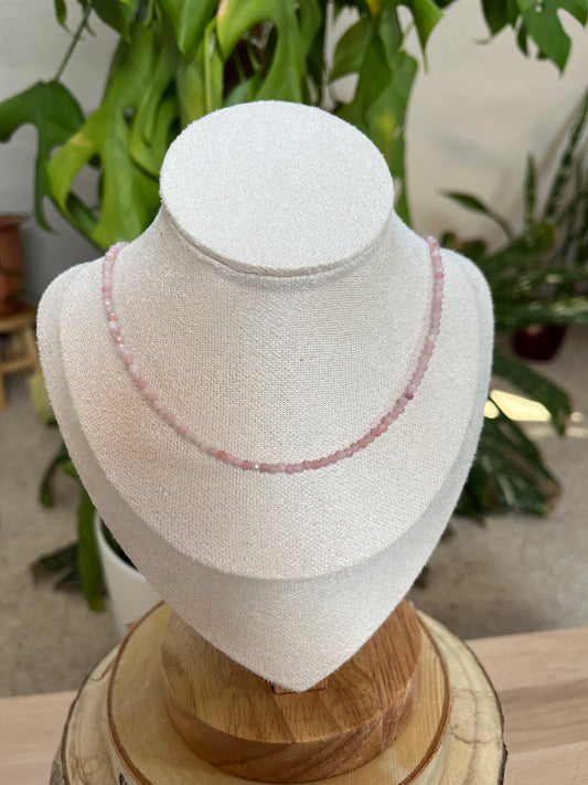 Pinker Opal Collier facettiert – Edelstein Kette für Selbstliebe & Sanftheit