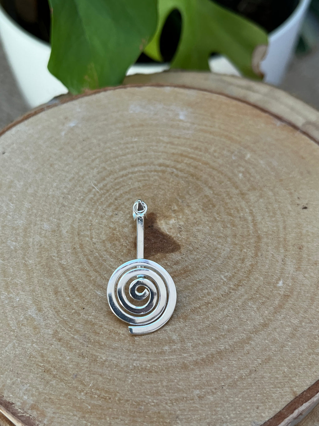 Donut Halter Spirale – 2,5 cm | versilbert