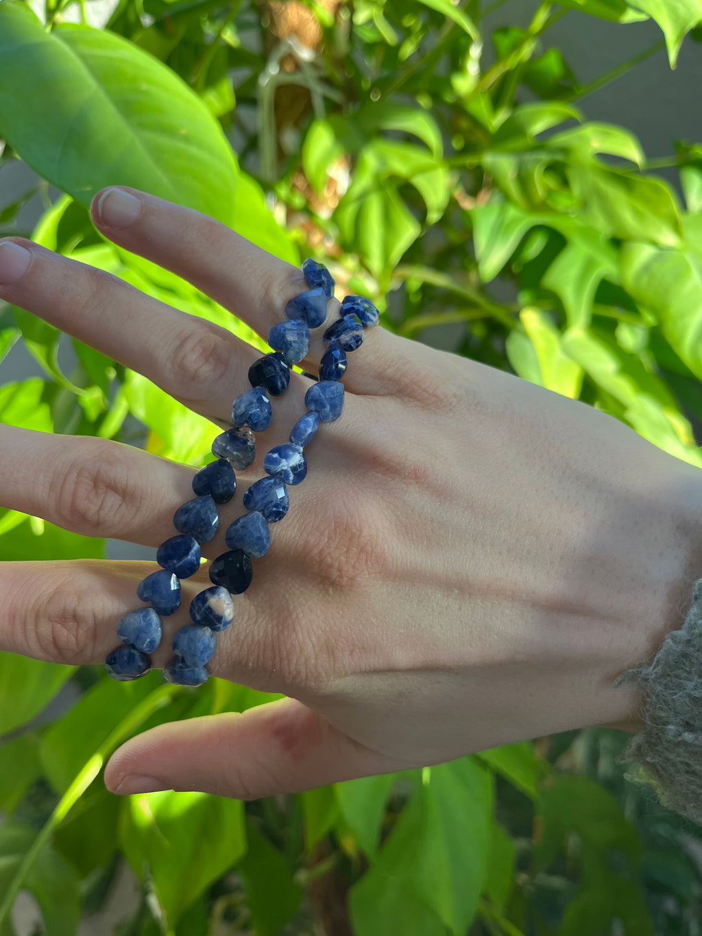 Sodalith Armband facettiertes Herz – Klarheit & Ausdruck