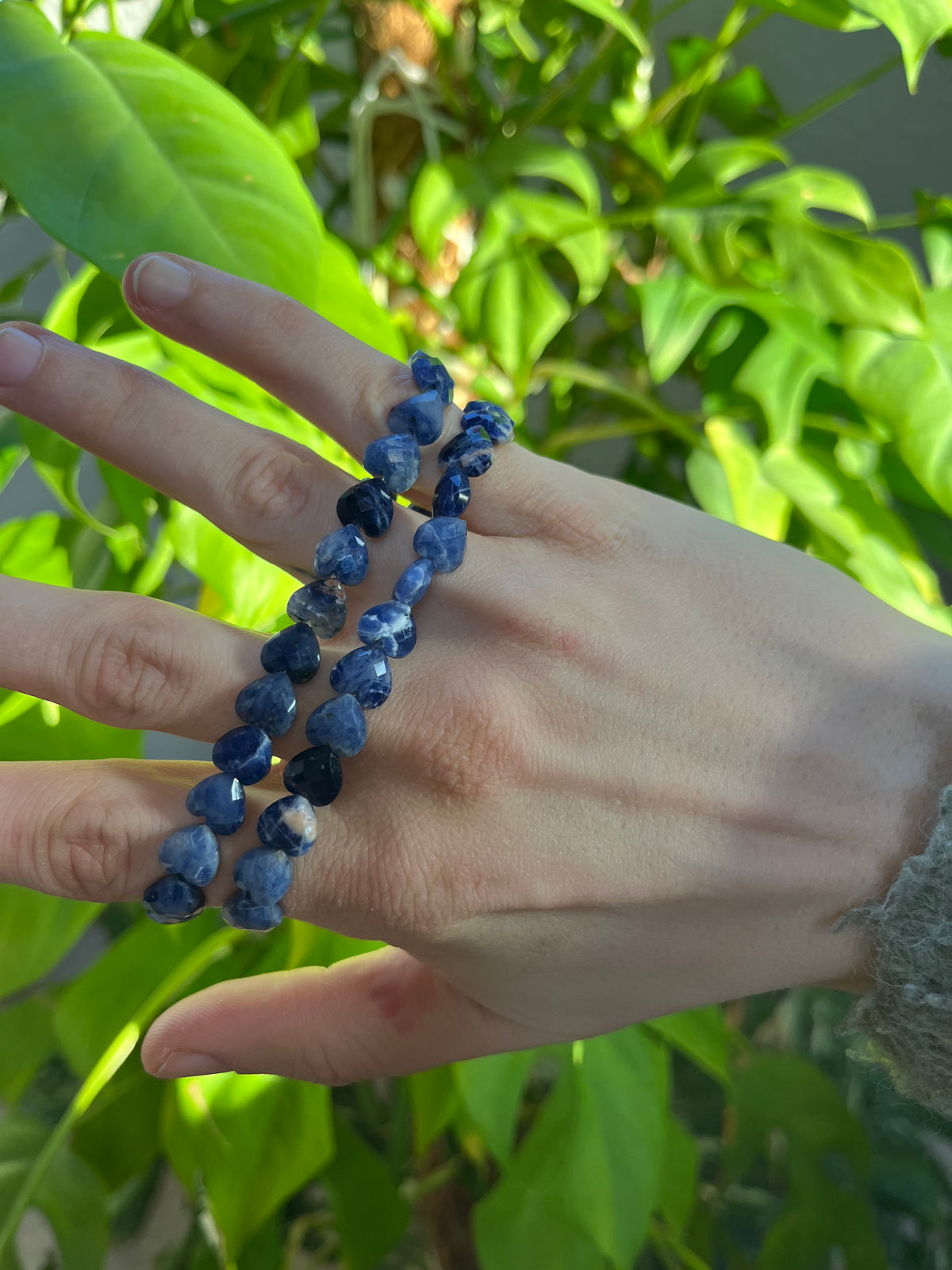 Sodalith Armband facettiertes Herz – Klarheit & Ausdruck