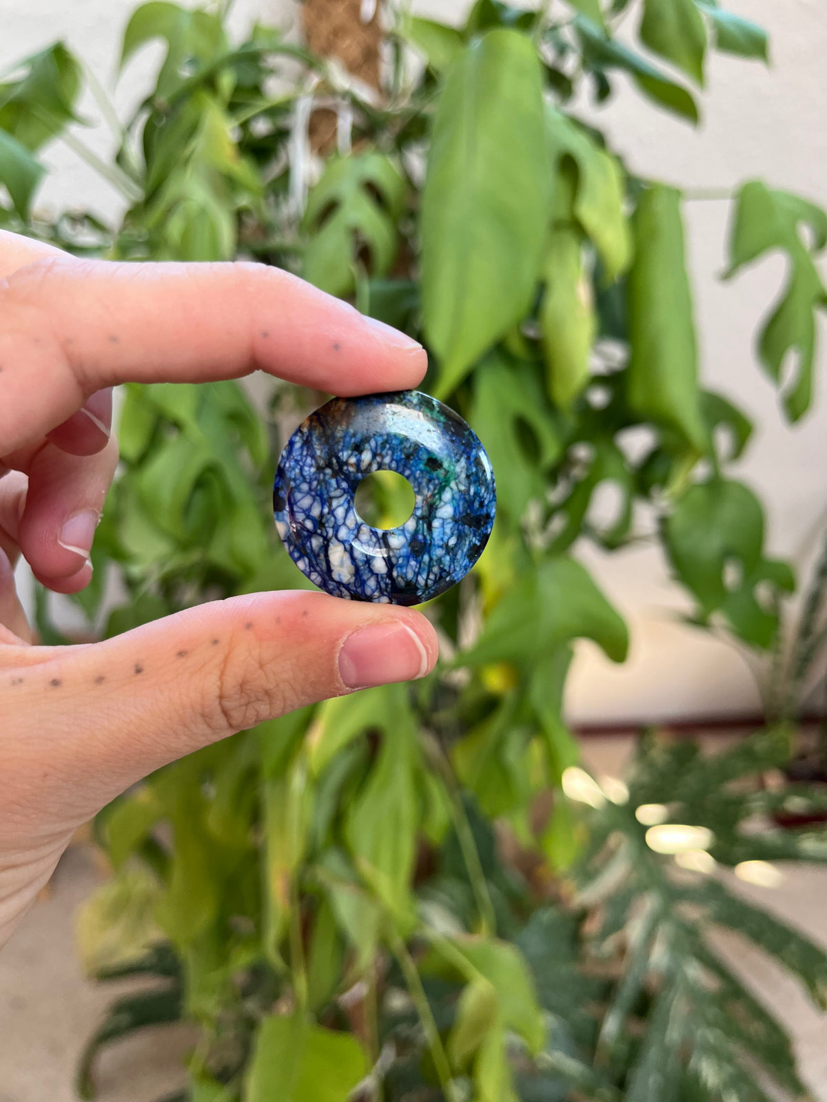 Shattuckit Donut Anhänger – Edelstein Schmuck für Intuition & Klarheit