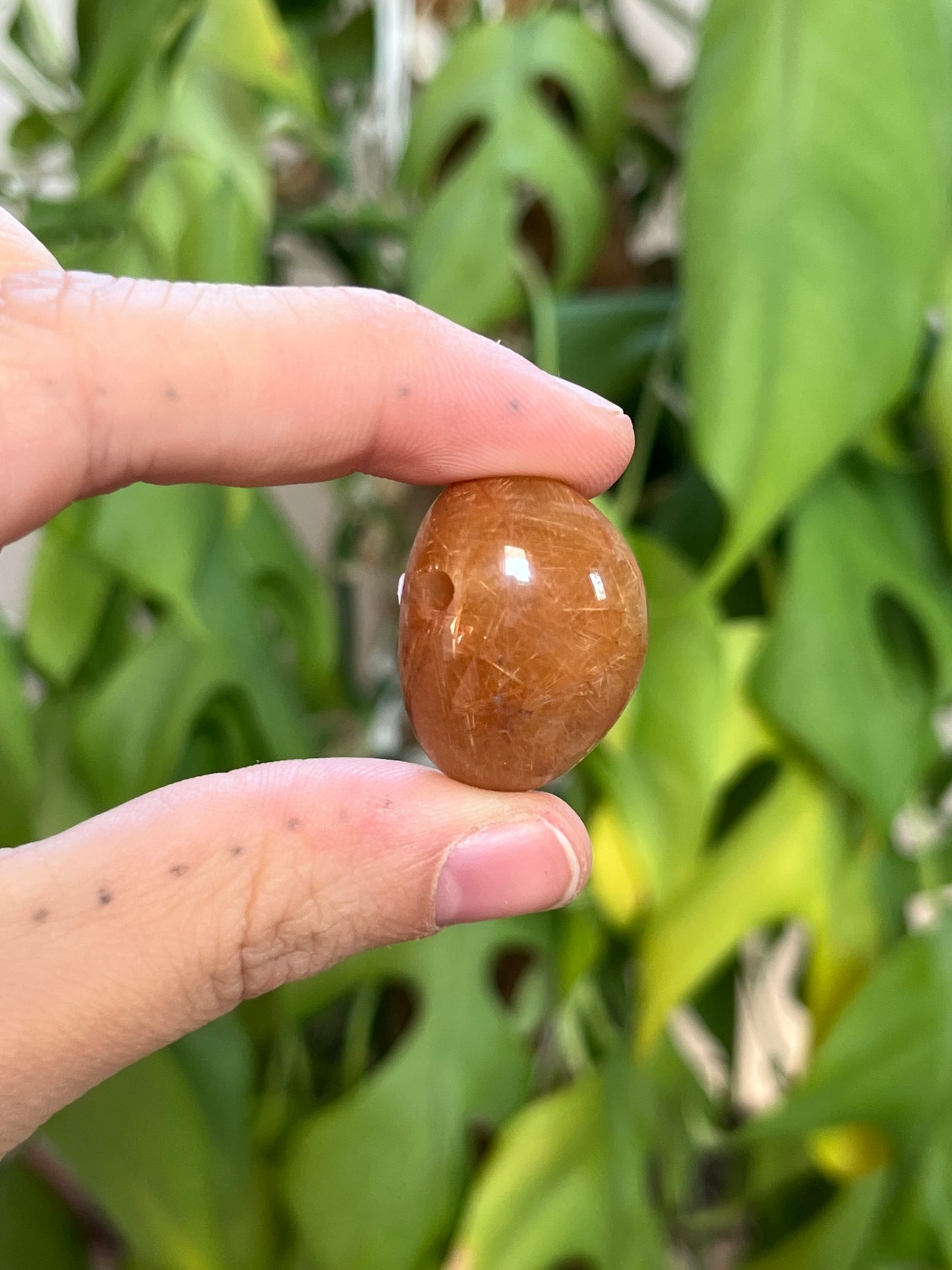 Inklusen Bergkristall gebohrt – Edelstein Anhänger für Klarheit & Energie