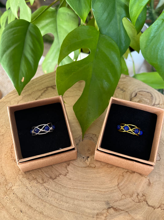 Stirnchakra Ring – Lapislazuli in 925 Silber oder goldfarbenem Draht