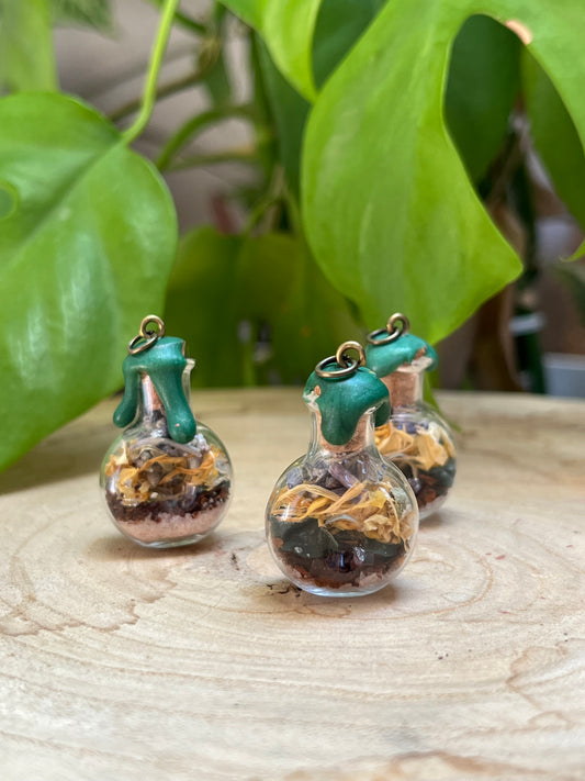 Spell Jar Kettenanhänger Heilung – Energetischer Talisman für Herzenergie