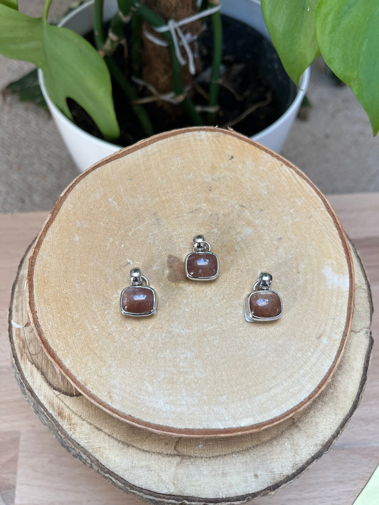 Sonnenstein Anhänger eckig 925 Silber gefasst – Edelstein Schmuck für Lebensfreude & Energie