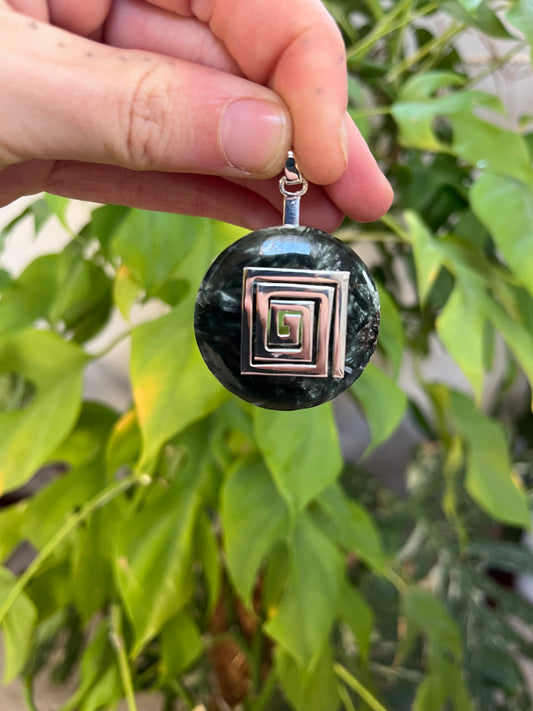 Donut Halter Spirale eckig – Spirale ca. 3 cm | Messing versilbert