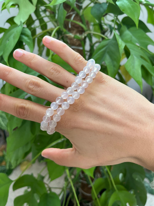 Rosa Calcedon Kugelarmband 7 mm – Edelstein Schmuck für Sanftheit & Harmonie