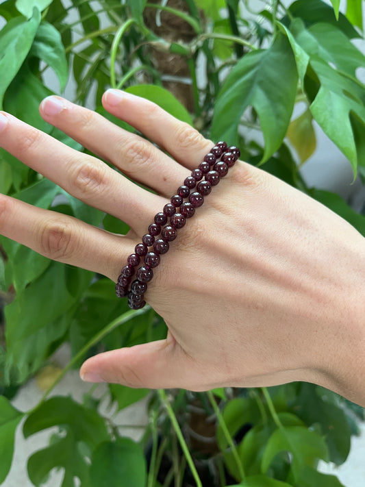 Granat Kugelarmband –  für Energie & Stärke