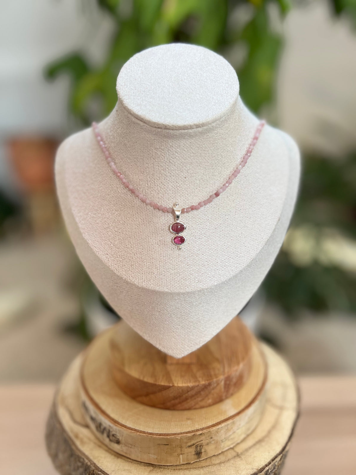 Pinker Opal Collier facettiert – Edelstein Kette für Selbstliebe & Sanftheit