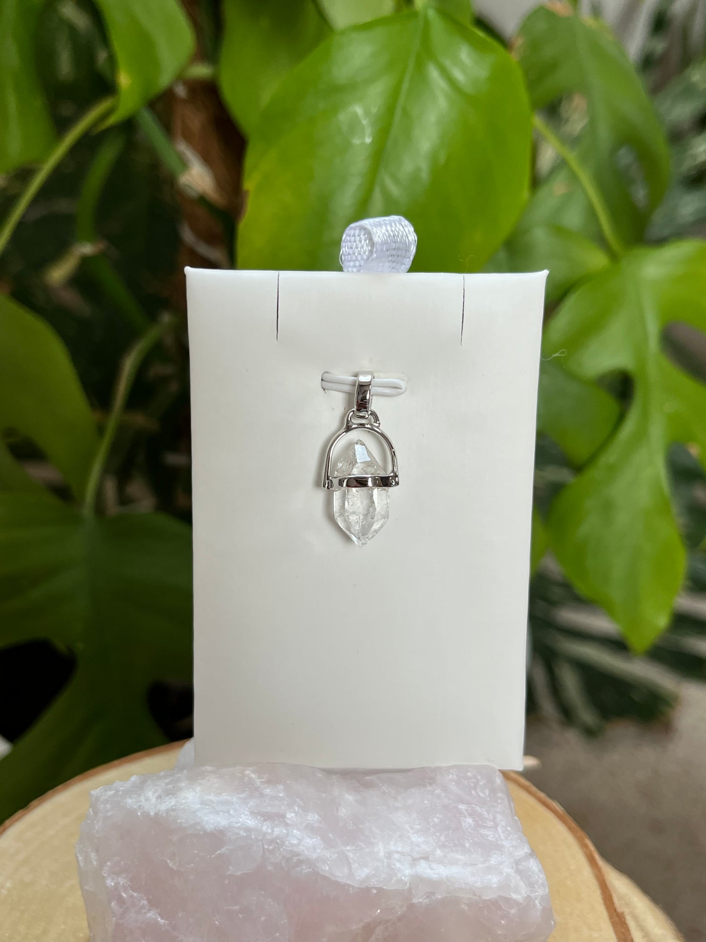 Bergkristall Doppelspitze Anhänger 925 Silber platinbeschichtet – Klarer Kristall Naturstein