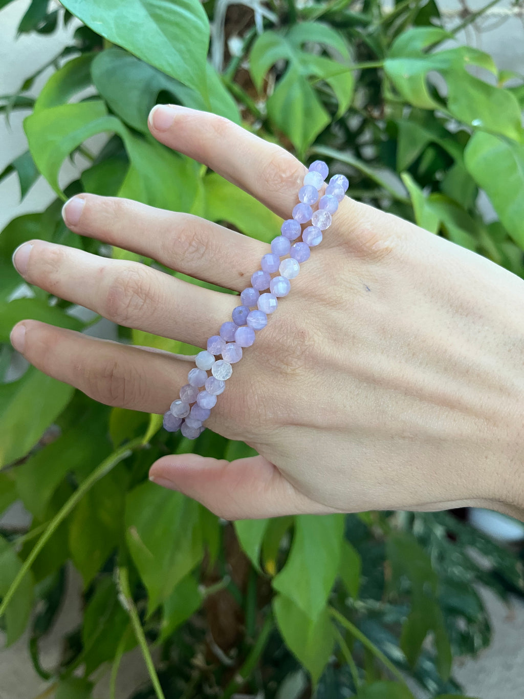 Violetter Chalcedon Armband facettiert 6 mm – Ruhe & Eleganz
