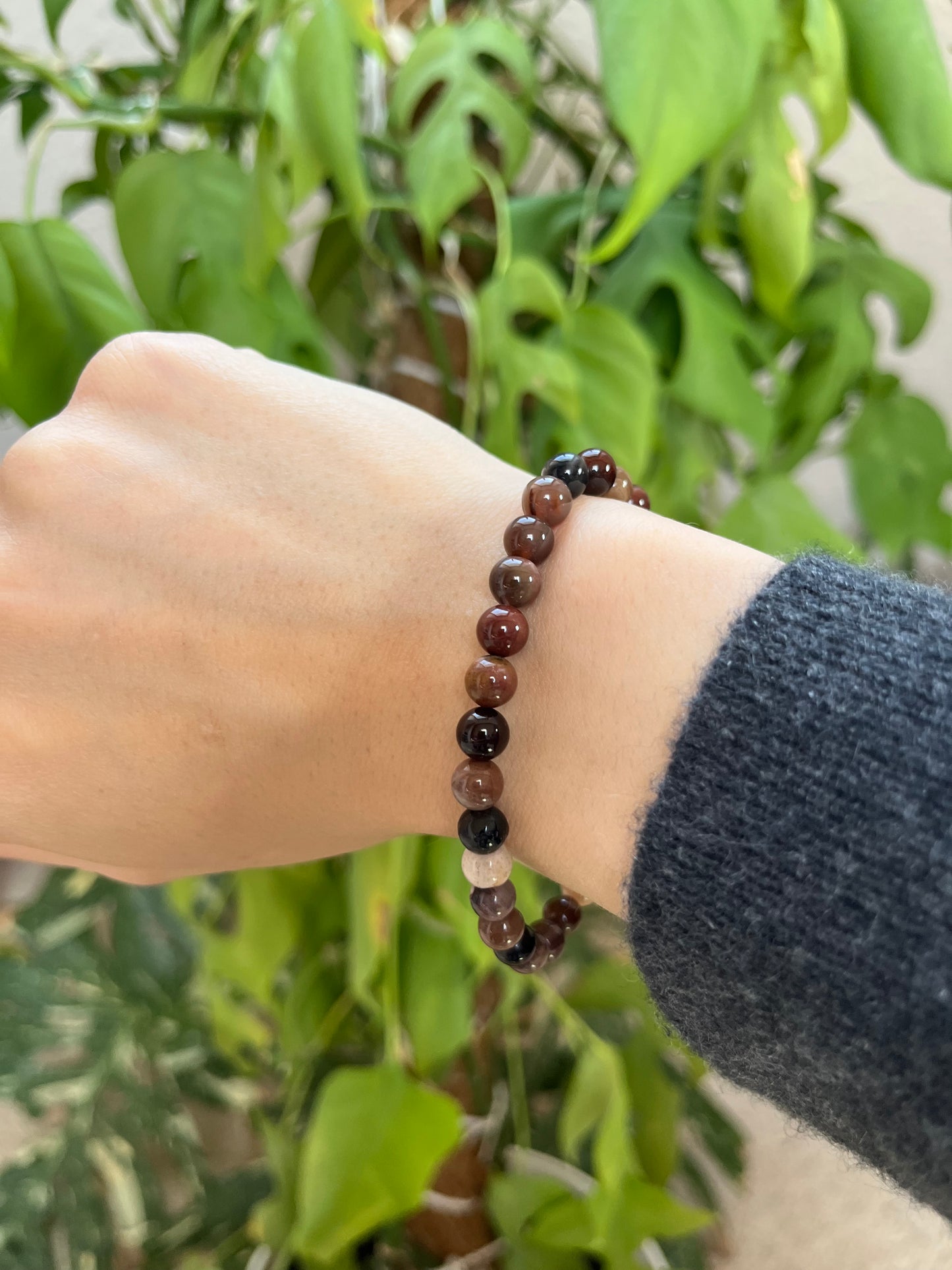 Versteinertes Holz Kugel Armband – Edelstein Armband für Erdung & Stabilität