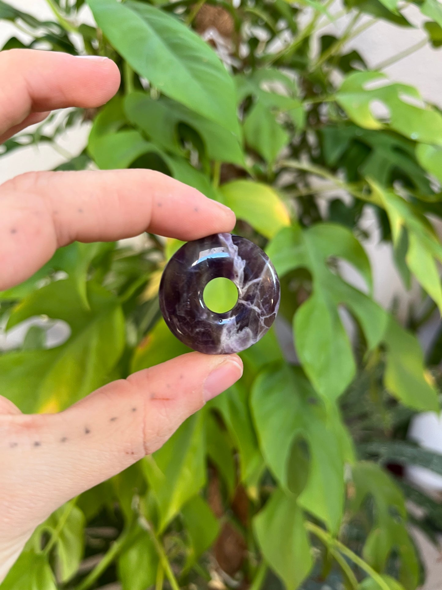 Amethyst Donut 3 cm – Ruhe & Klarheit