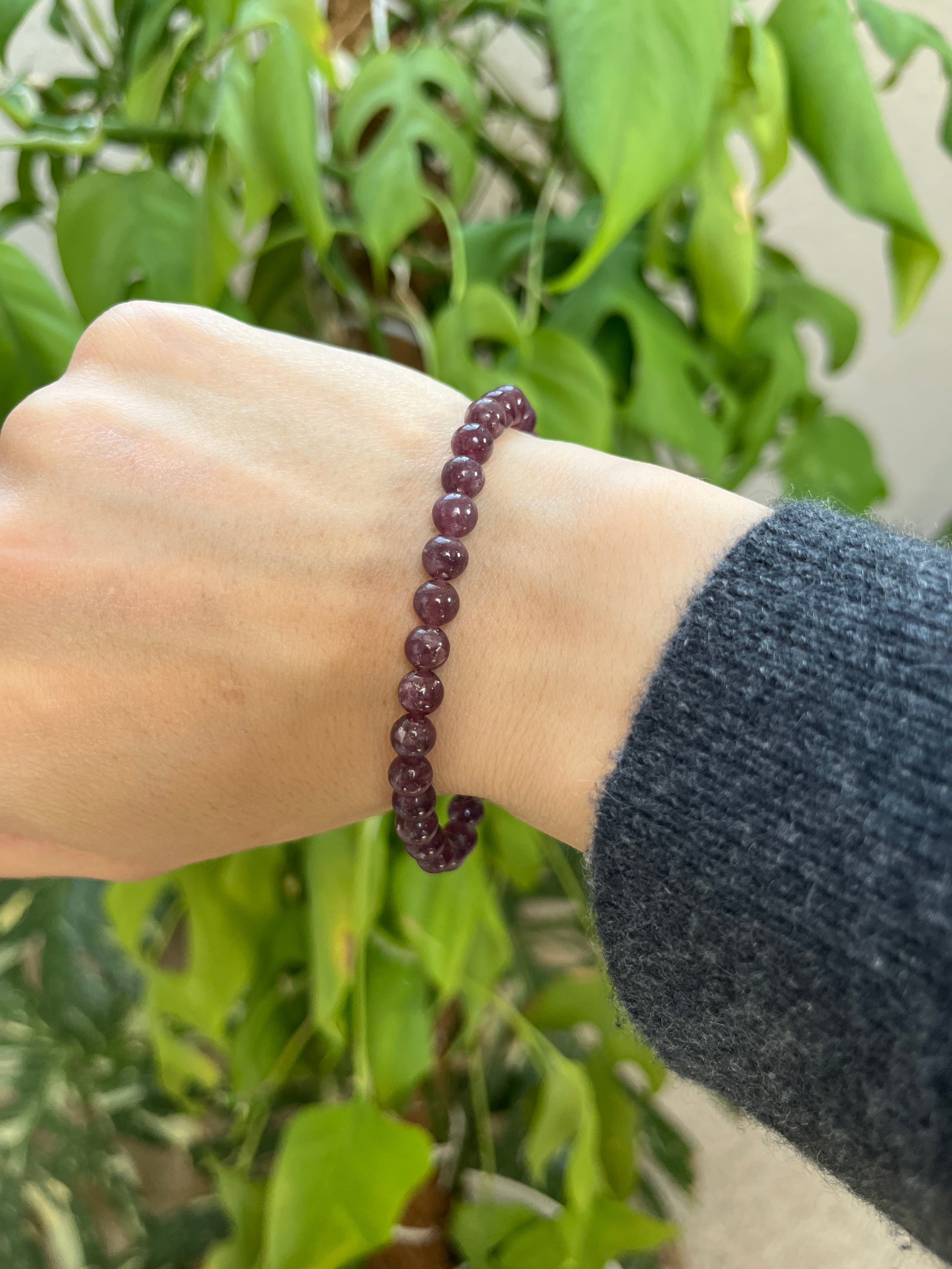 Lepidolith Kugelarmband – Edelstein Armband für Ruhe & emotionale Balance