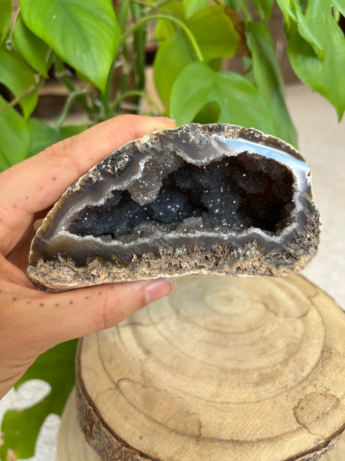 Achat Geode Rohstein – naturbelassen