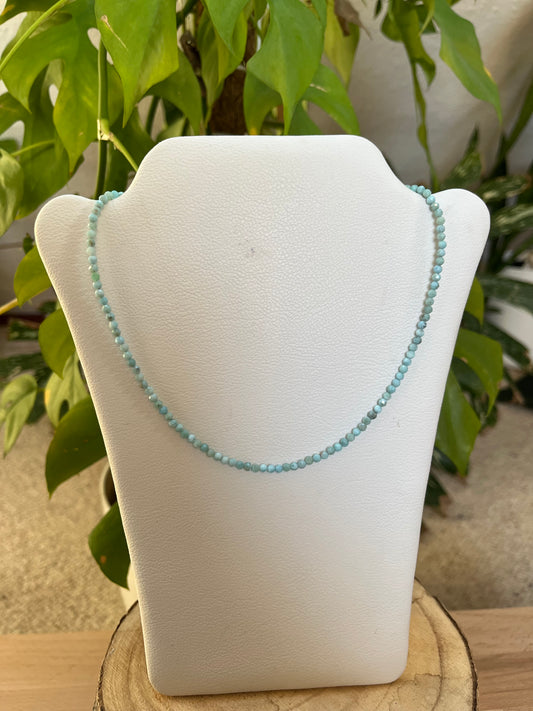 Larimar Collier facettiert 3 mm – Leichtigkeit & Klarheit