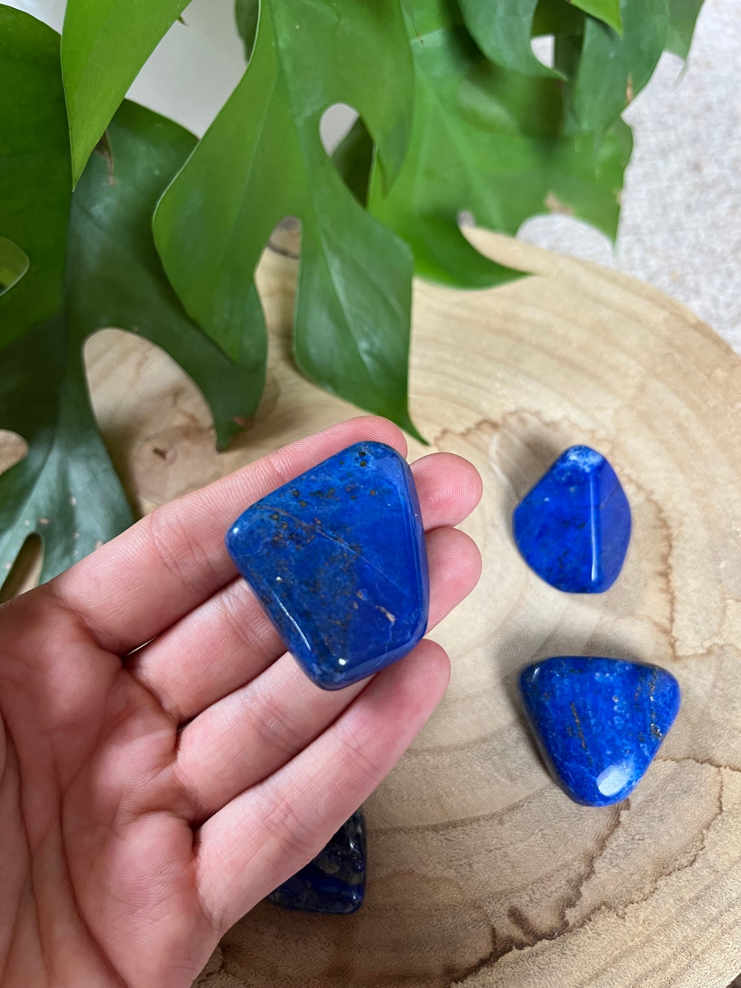 Lapislazuli Trommelstein
